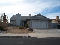 Nice house in Victorville with a fireplace, Wood Stove, Covered Patio