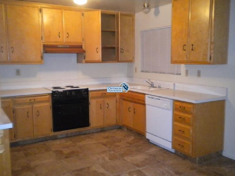 Two bedroom Apple Valley apartment 4